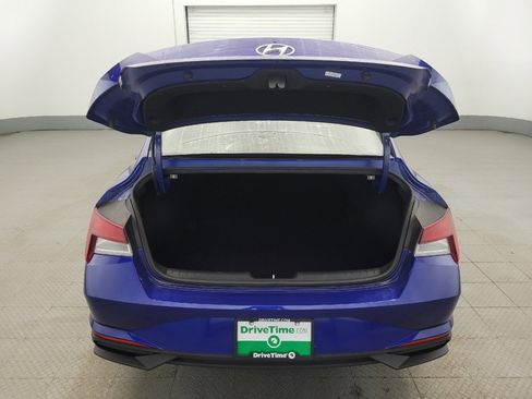 Used 2022 Hyundai Elantra SEL image 29