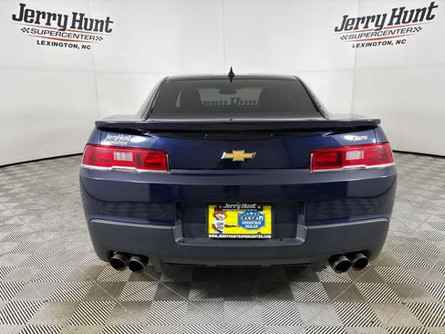 Used 2015 Chevrolet Camaro SS RWD image 5