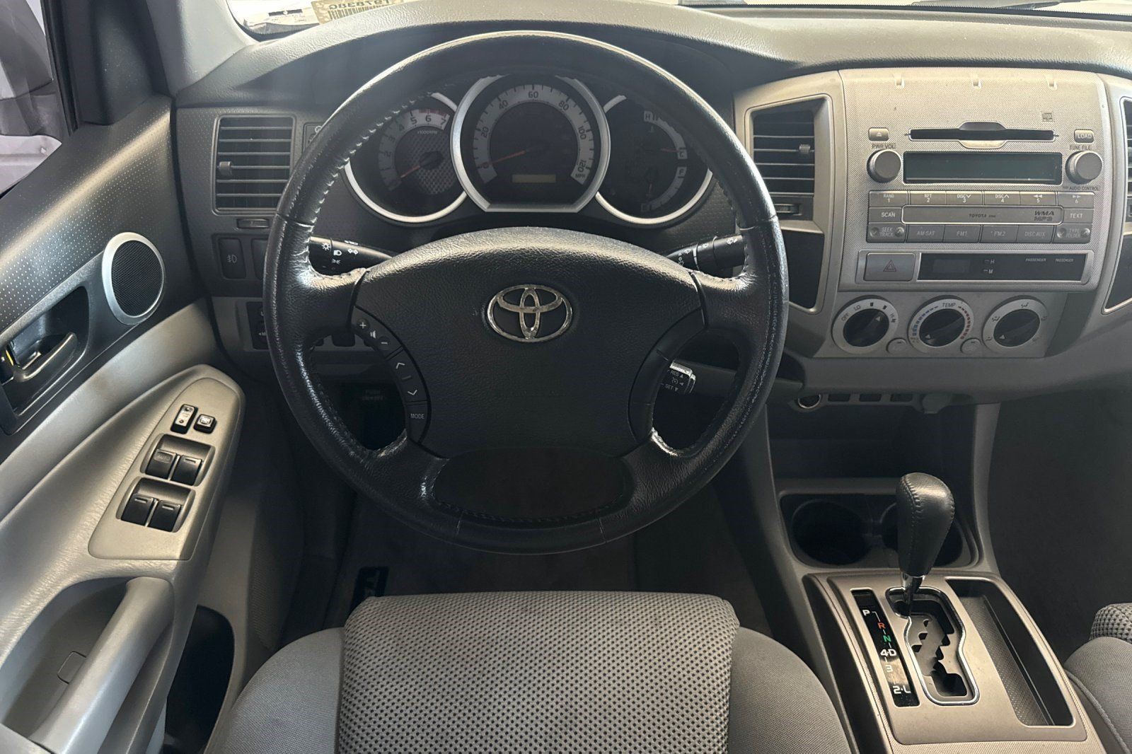 Used 2011 Toyota Tacoma PreRunner RWD image 18