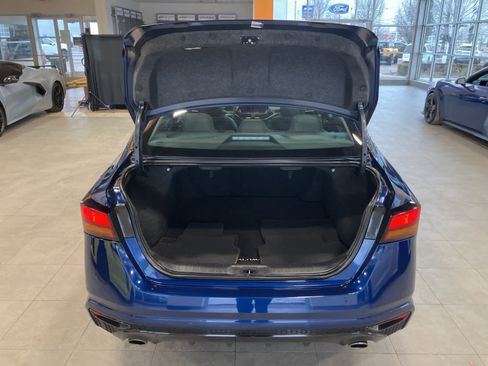 Used 2024 Nissan Altima 2.5 SR w/ SR Premium Package image 26