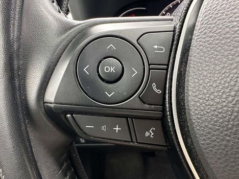 Used 2019 Toyota RAV4 Limited w/ Advanced Technology Package AWD/4WD image 18