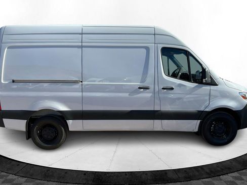 New 2026 Mercedes-Benz Sprinter 2500 image 6