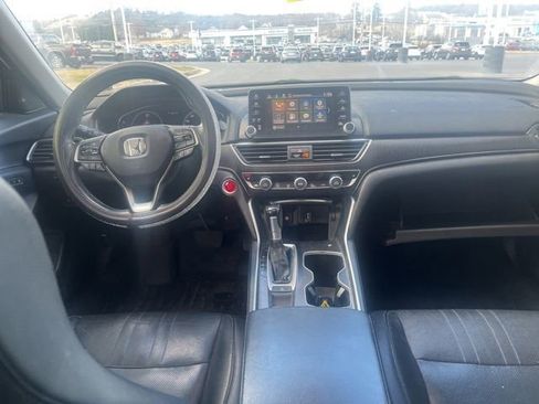 Used 2018 Honda Accord EX-L image 10