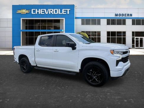Used 2024 Chevrolet Silverado 1500 RST w/ Protection Package AWD/4WD image 6