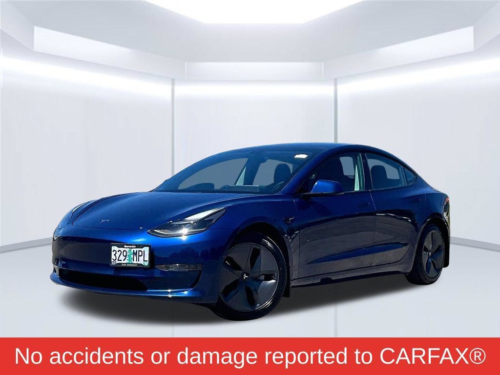 Used 2021 Tesla Model 3 Standard Range Plus RWD image 2