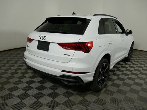 New 2025 Audi Q3 2.0T Premium Plus image 3