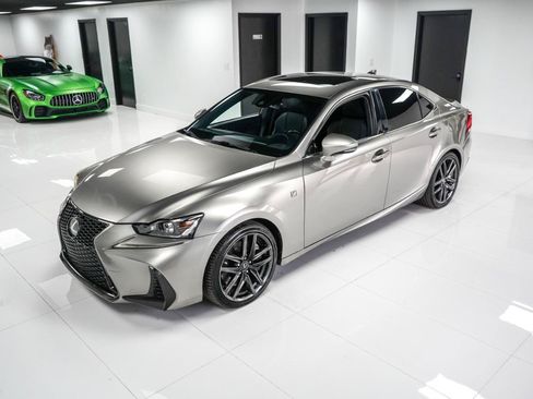 Used 2017 Lexus IS 200t F Sport w/ F Sport Package RWD image 2
