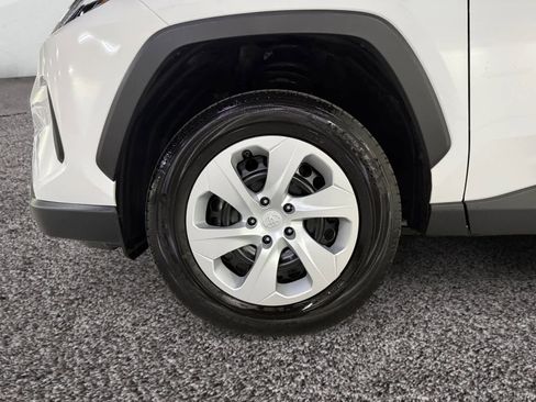 Used 2025 Toyota RAV4 LE image 18