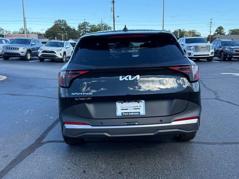 New 2026 Kia Sportage EX image 4
