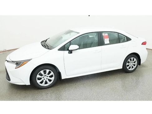 New 2026 Toyota Corolla LE FWD image 3