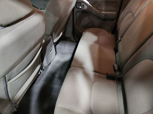 Used 2019 Nissan Frontier SV image 49