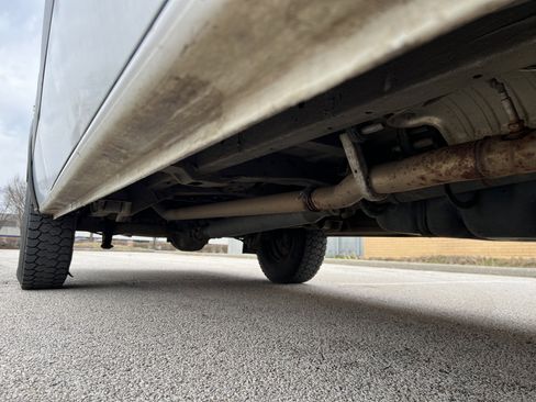 Used 2014 Mercedes-Benz Sprinter 2500 image 35