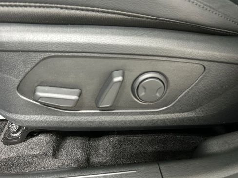 Certified 2025 Kia Sportage EX image 10