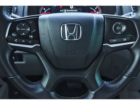 Used 2020 Honda Pilot Touring image 21