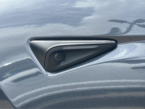 Used 2025 Tesla Model 3 Long Range RWD image 35