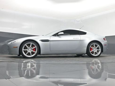 Used 2007 Aston Martin V8 Vantage Coupe image 15