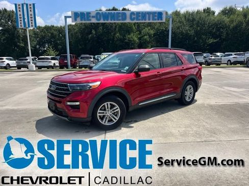 Used 2021 Ford Explorer XLT w/ Equipment Group 202A RWD image 1