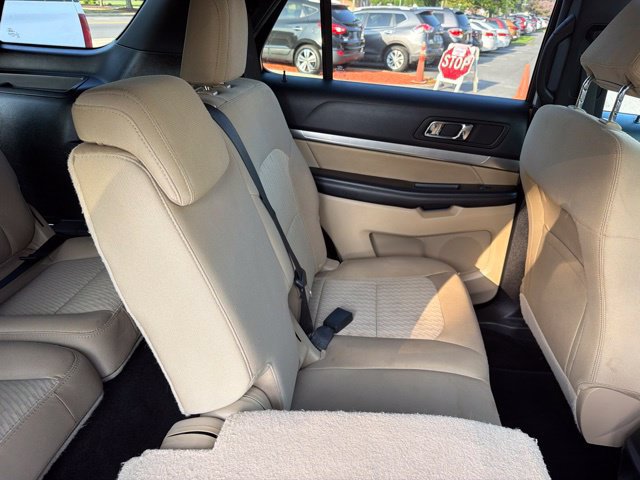 Used 2016 Ford Explorer FWD image 37
