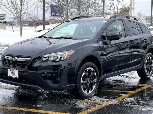 Certified 2023 Subaru Crosstrek 2.0i image 15