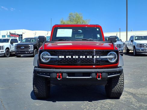 Certified 2024 Ford Bronco Wildtrak AWD/4WD image 2