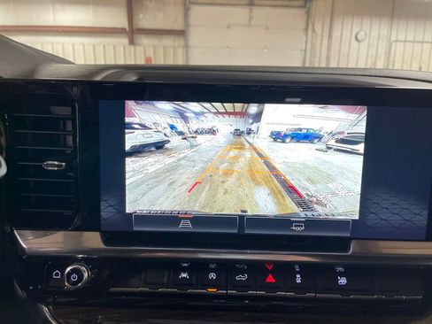 Used 2023 GMC Sierra 1500 Elevation image 20