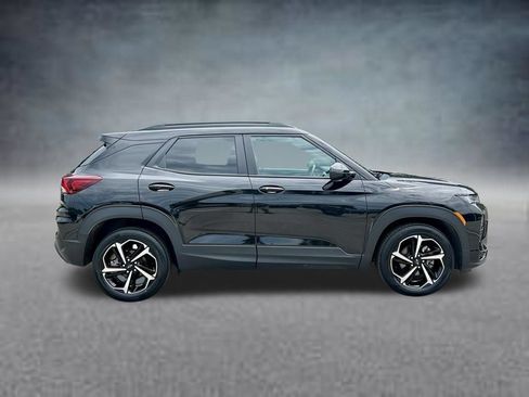 Used 2023 Chevrolet TrailBlazer RS FWD image 3
