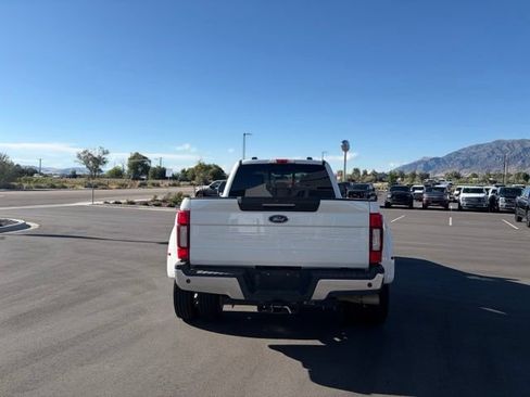 Used 2022 Ford F450 Lariat w/ Lariat Ultimate Package AWD/4WD image 4