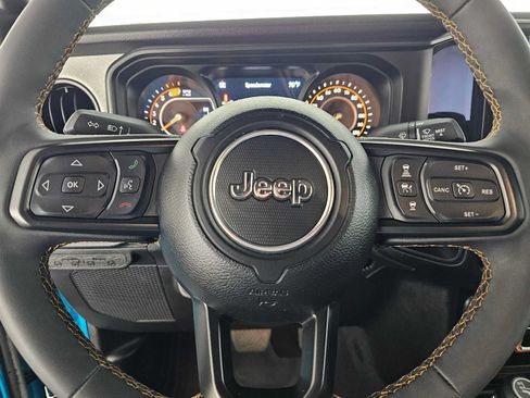 Used 2024 Jeep Wrangler Unlimited Sport AWD/4WD image 22