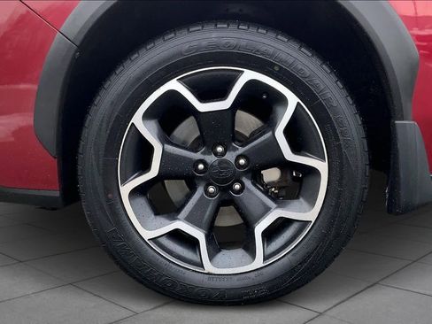 Used 2014 Subaru Crosstrek 2.0i Limited image 10