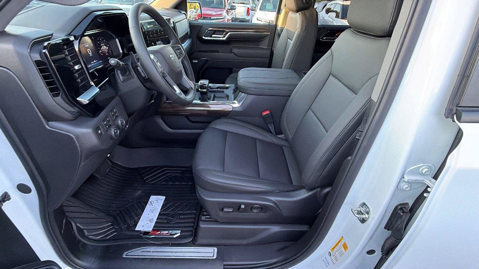 New 2026 Chevrolet Silverado 1500 RST w/ RST All Star Premium Package AWD/4WD image 16