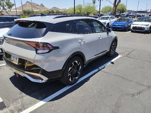 Certified 2023 Kia Sportage SX FWD image 11
