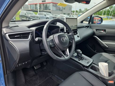 Certified 2026 Toyota Corolla Cross XLE AWD/4WD image 18