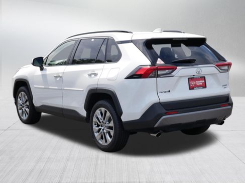 Certified 2020 Toyota RAV4 Limited w/ Limited Grade Weather Package AWD/4WD image 5