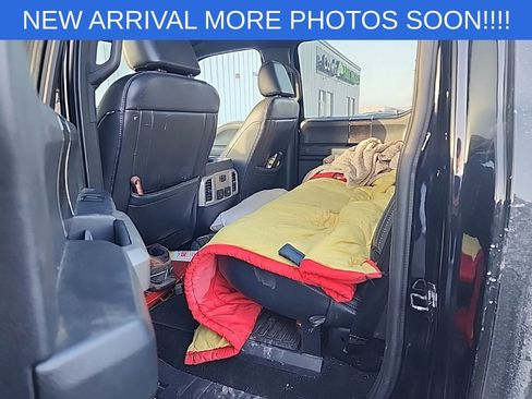 Used 2022 Ford F250 Lariat w/ Black Appearance Package image 13