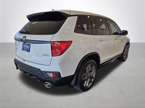 Used 2022 Honda Passport EX-L image 7