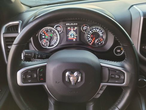 Certified 2022 RAM 1500 Big Horn image 28