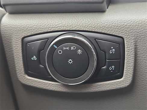 Used 2021 Ford F250 XLT w/ FX4 Off-Road Package image 24