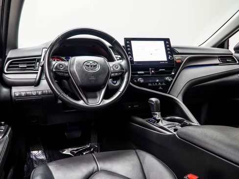 Used 2024 Toyota Camry XSE image 5