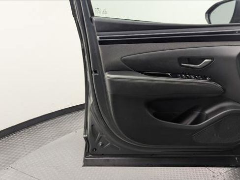 Used 2023 Hyundai Tucson Limited image 13