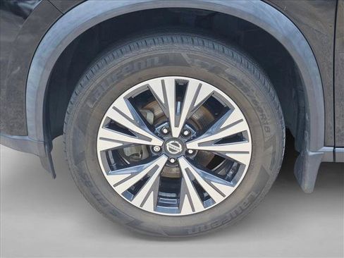 Used 2021 Nissan Rogue SV FWD image 22