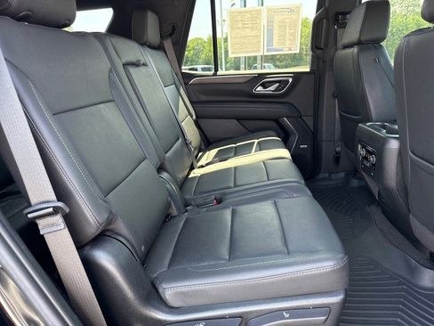 Used 2023 Chevrolet Tahoe LT w/ Luxury Package RWD image 13