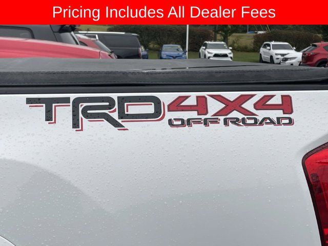 Used 2017 Toyota Tacoma SR5 w/ Tow Package AWD/4WD image 5