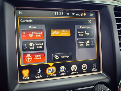 Used 2015 Jeep Grand Cherokee Overland image 24