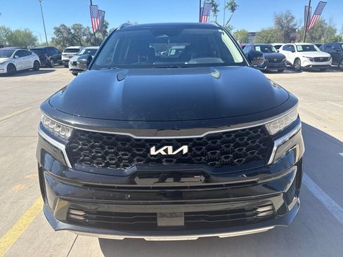 Used 2023 Kia Sorento EX AWD/4WD image 2