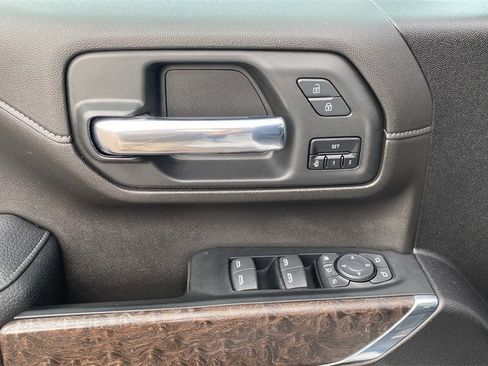 Used 2023 GMC Sierra 3500 Denali w/ Denali Ultimate Package image 18