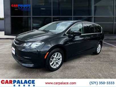 Used 2017 Chrysler Pacifica LX