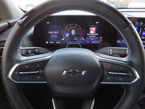 Used 2024 Chevrolet Traverse Z71 w/ Enhanced Driving Package image 22