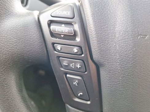 Used 2025 Nissan Frontier S image 21