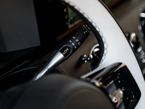 Certified 2024 Rolls-Royce Ghost AWD/4WD image 19