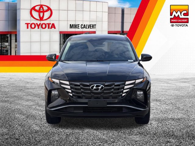 Used 2023 Hyundai Tucson SE FWD image 2